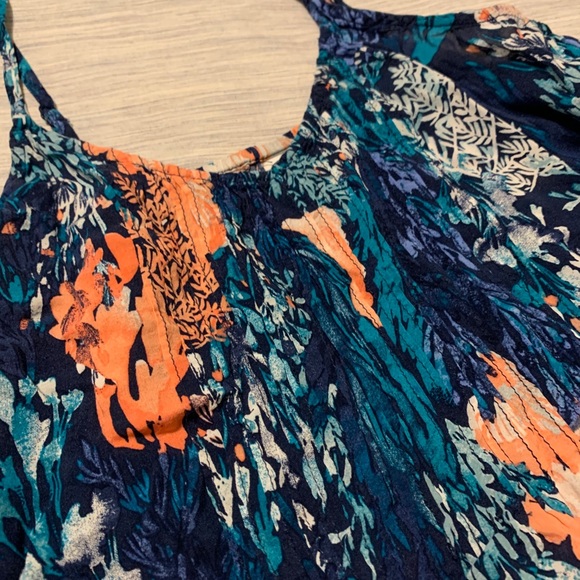 Old Navy Blue Floral Strappy Tank Blouse Sz XS - Picture 2 of 3